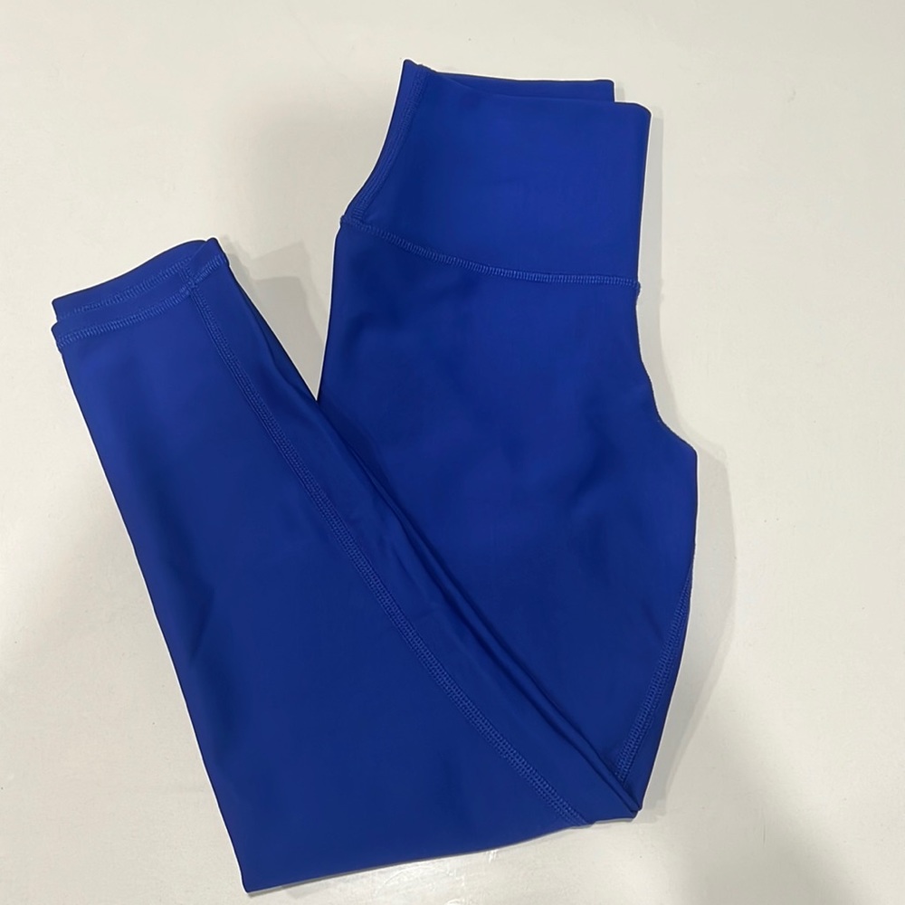 Alo High-Waist Airlift Capri